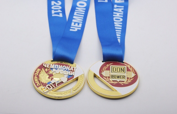 Для чемпионата России по пауэрлифтингу в Ростове-на-Дону изготовили эксклюзивные медали